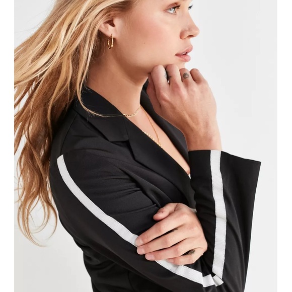 NWOT. Urban Outfitters Sports Strip Blazer. Black with white stripe. Size S. - Picture 4 of 9